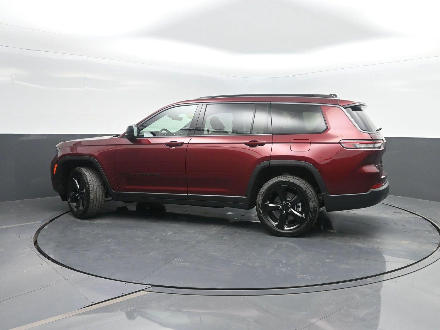 New 2026 Velvet Red Pearlcoat Jeep Limited image 41