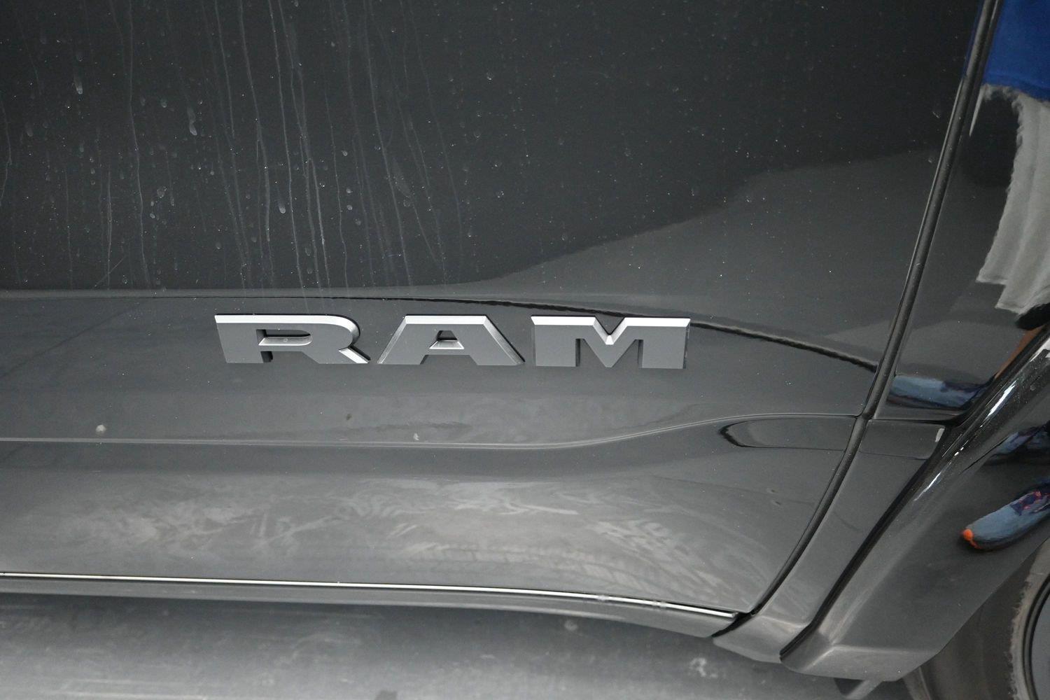 New 2027 Diamond Black Crystal Pearlcoat Ram Big Horn image 7