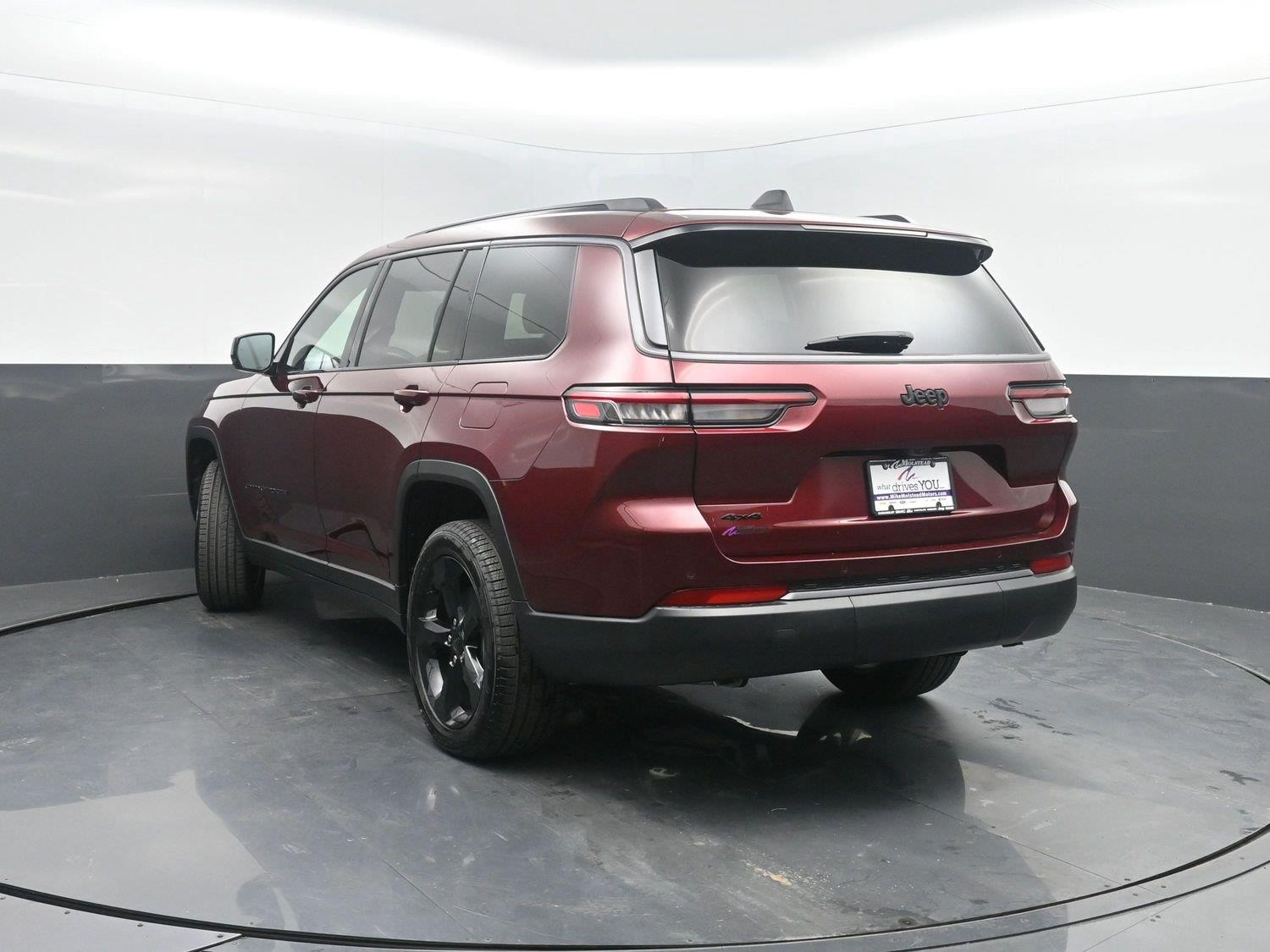 New 2026 Velvet Red Pearlcoat Jeep Limited image 43