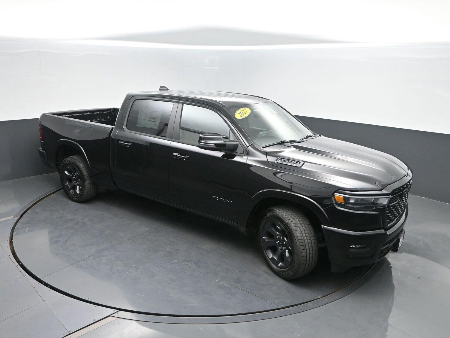 New 2027 Diamond Black Crystal Pearlcoat Ram Big Horn image 40