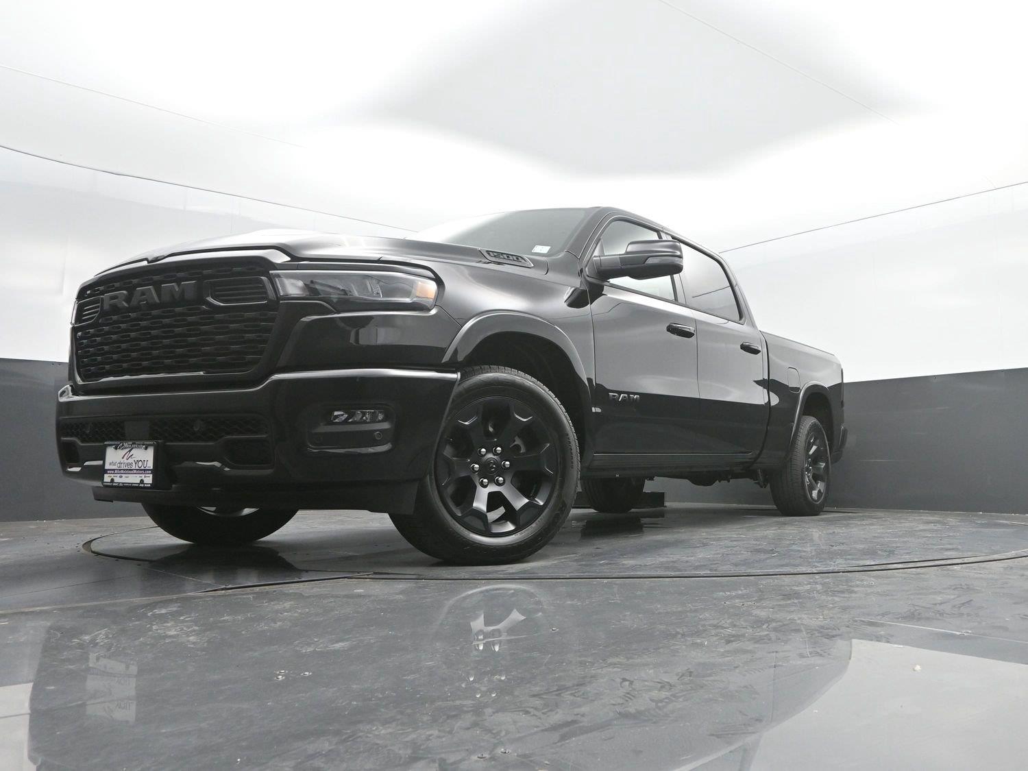 New 2027 Diamond Black Crystal Pearlcoat Ram Big Horn image 45