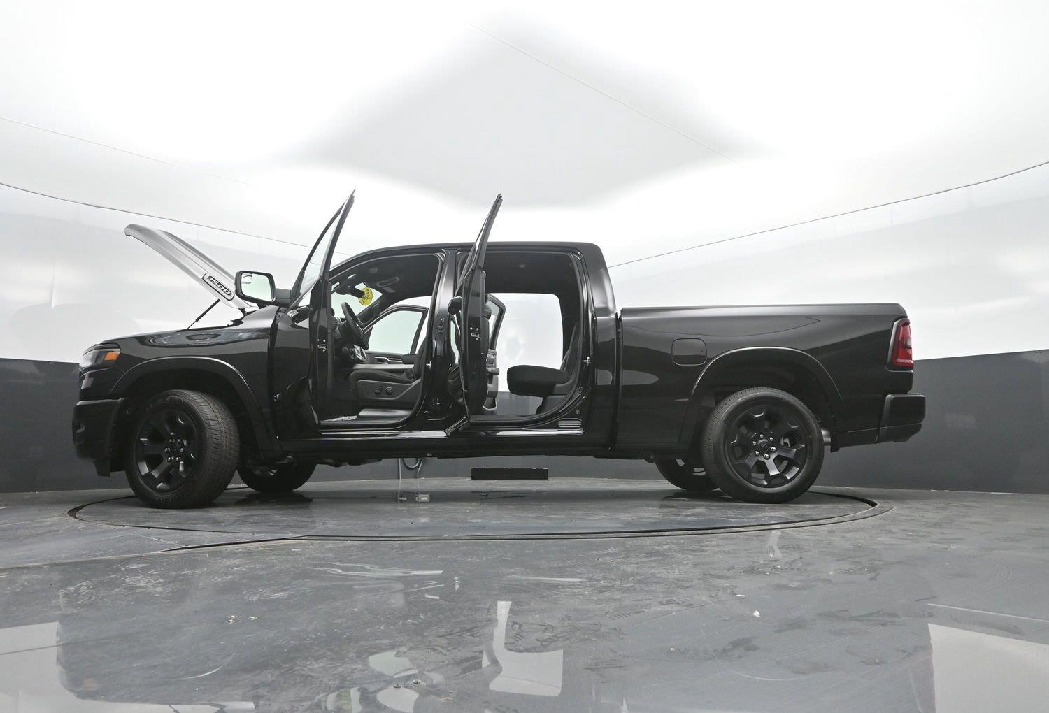 New 2027 Diamond Black Crystal Pearlcoat Ram Big Horn image 51