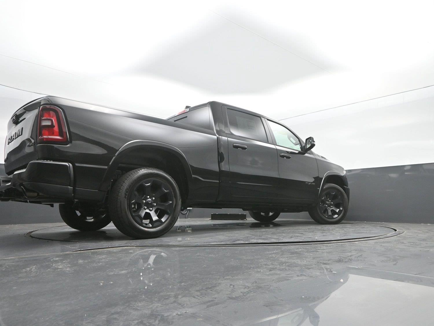 New 2027 Diamond Black Crystal Pearlcoat Ram Big Horn image 35