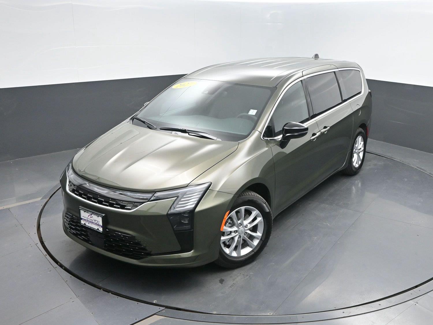 New 2027 Olive Green Pearlcoat Chrysler Select image 34