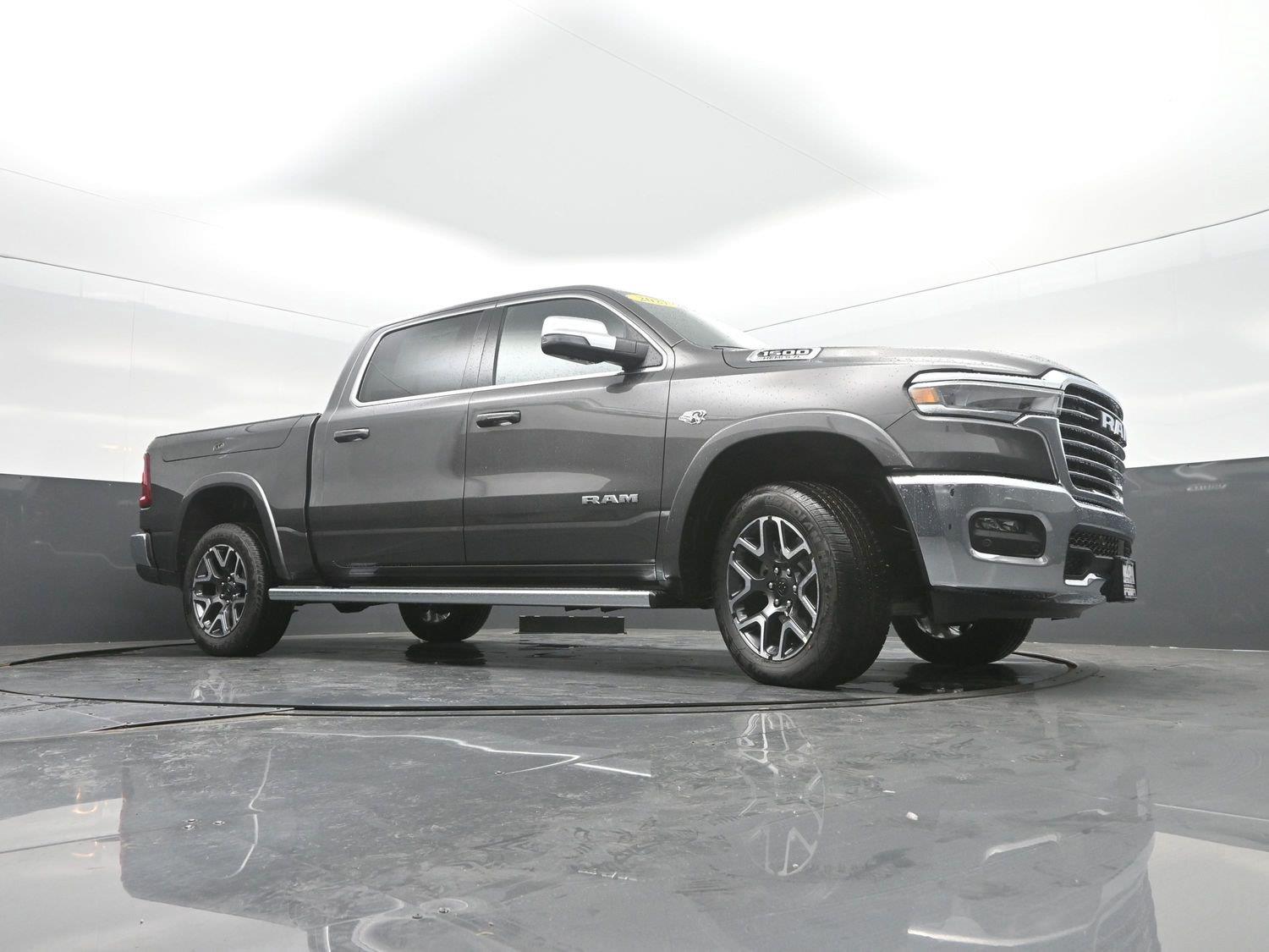 New 2027 Granite Crystal Metallic Clearcoat Ram Laramie image 40