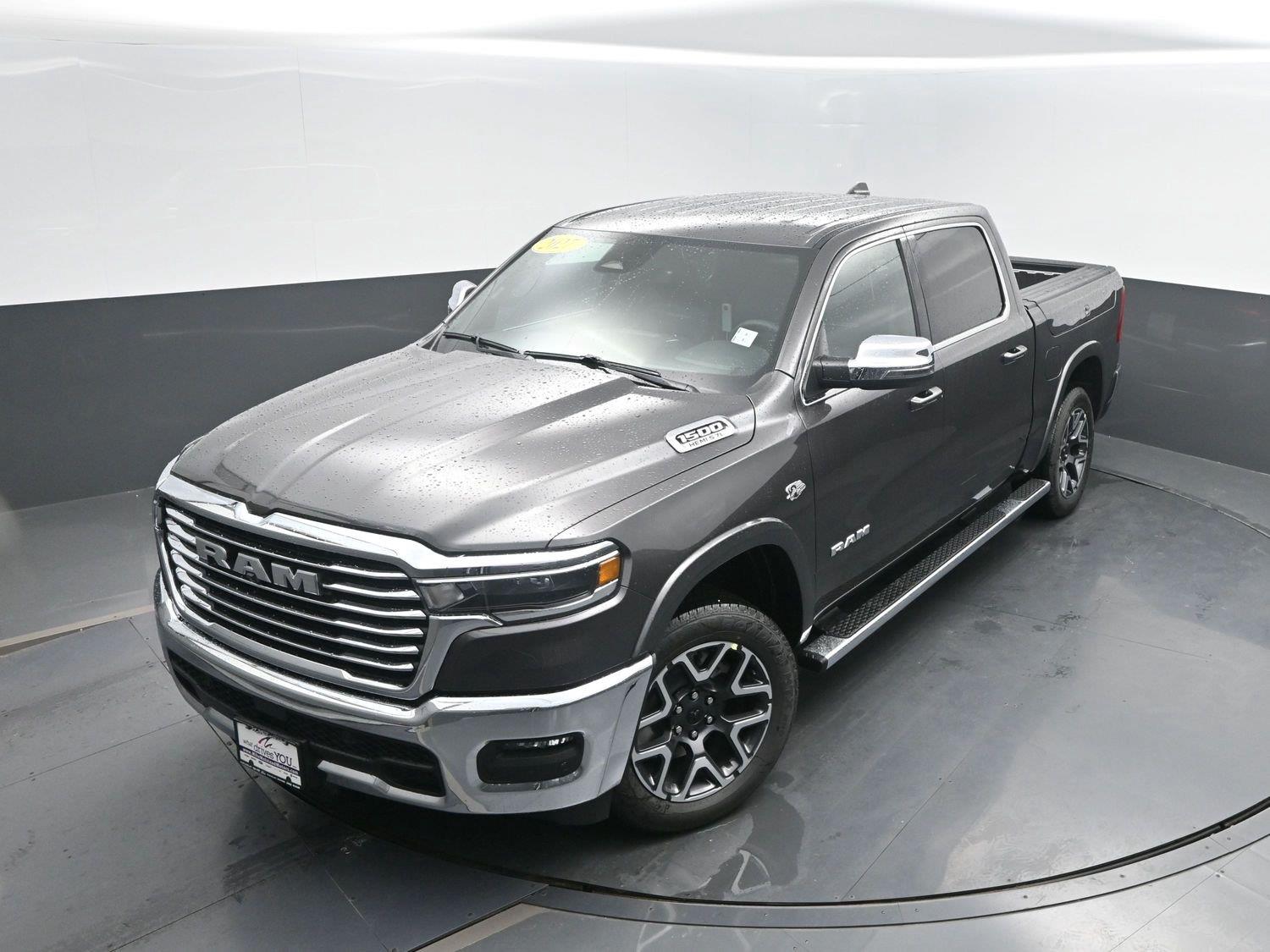New 2027 Granite Crystal Metallic Clearcoat Ram Laramie image 41