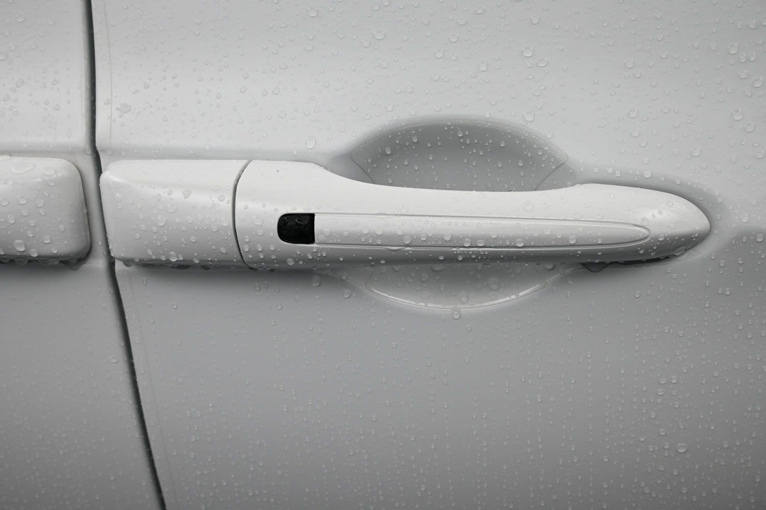 New 2027 Bright White Clearcoat Chrysler Limited image 6