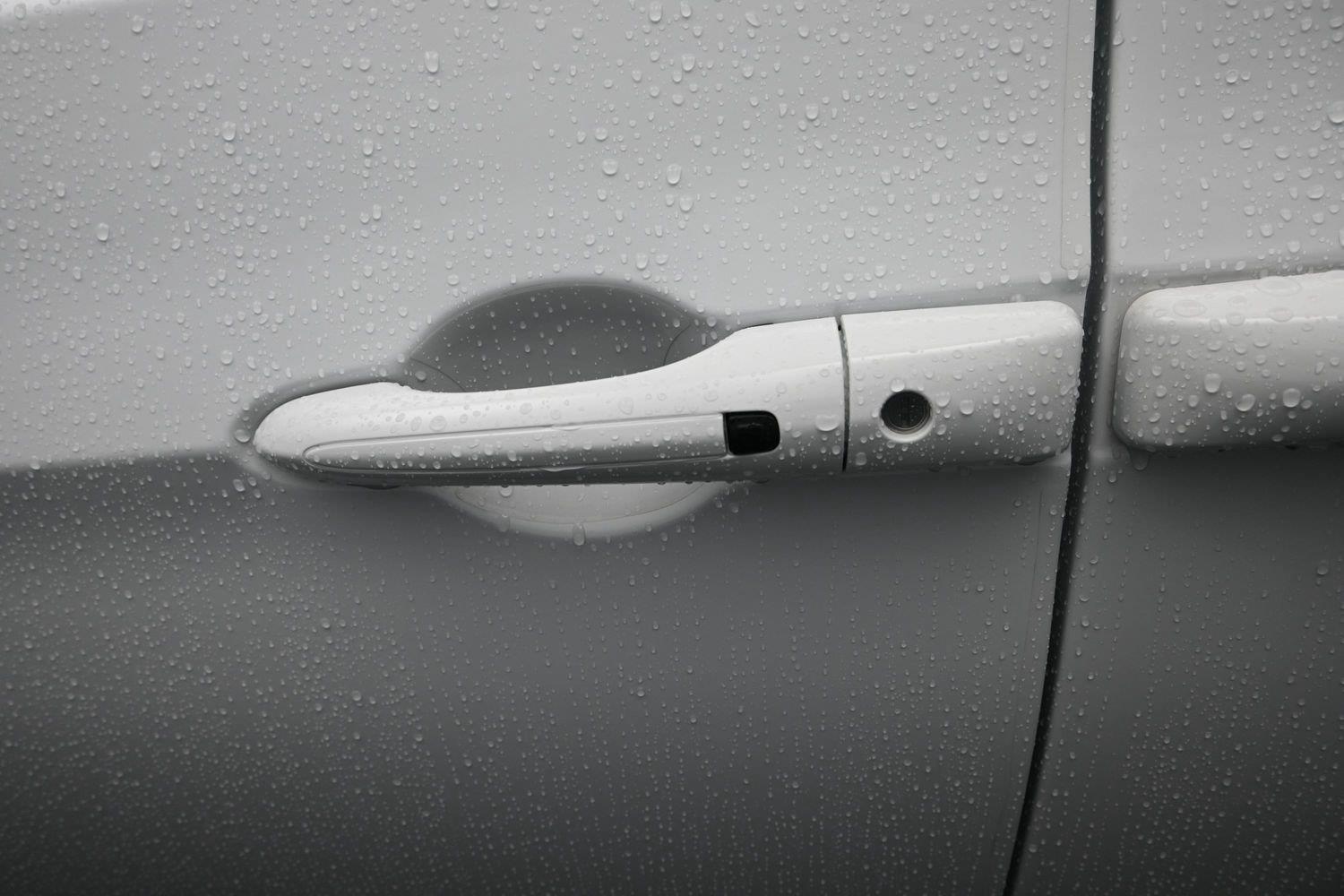 New 2027 Bright White Clearcoat Chrysler Limited image 18