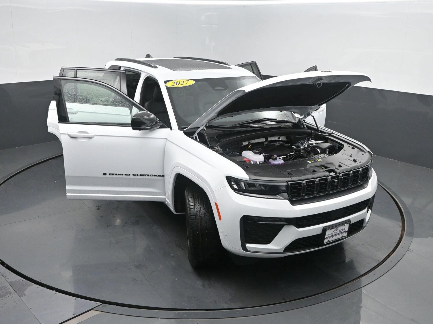 New 2027 Bright White Clearcoat Jeep Limited Reserve image 45
