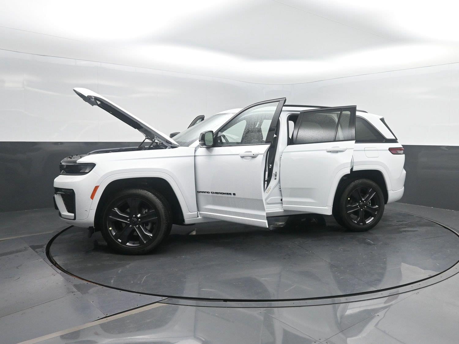 New 2027 Bright White Clearcoat Jeep Limited Reserve image 48