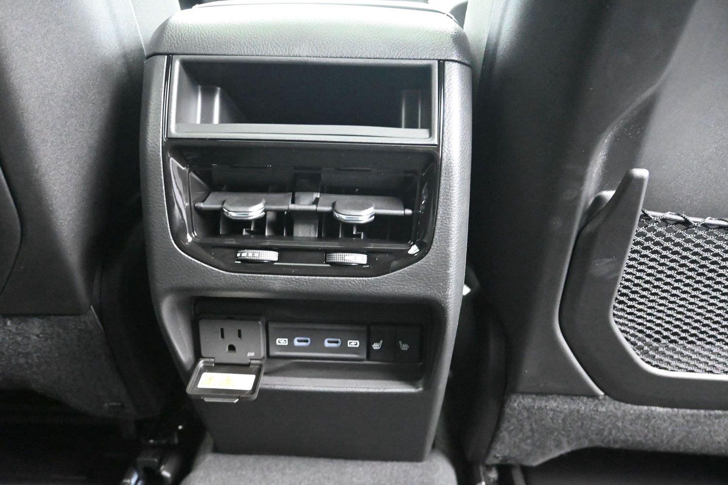 New 2027 Bright White Clearcoat Jeep Limited Reserve image 13