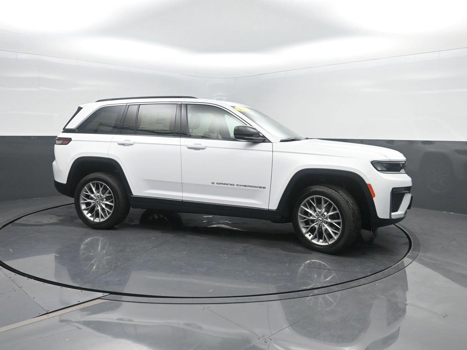 New 2027 Bright White Clearcoat Jeep Limited image 3