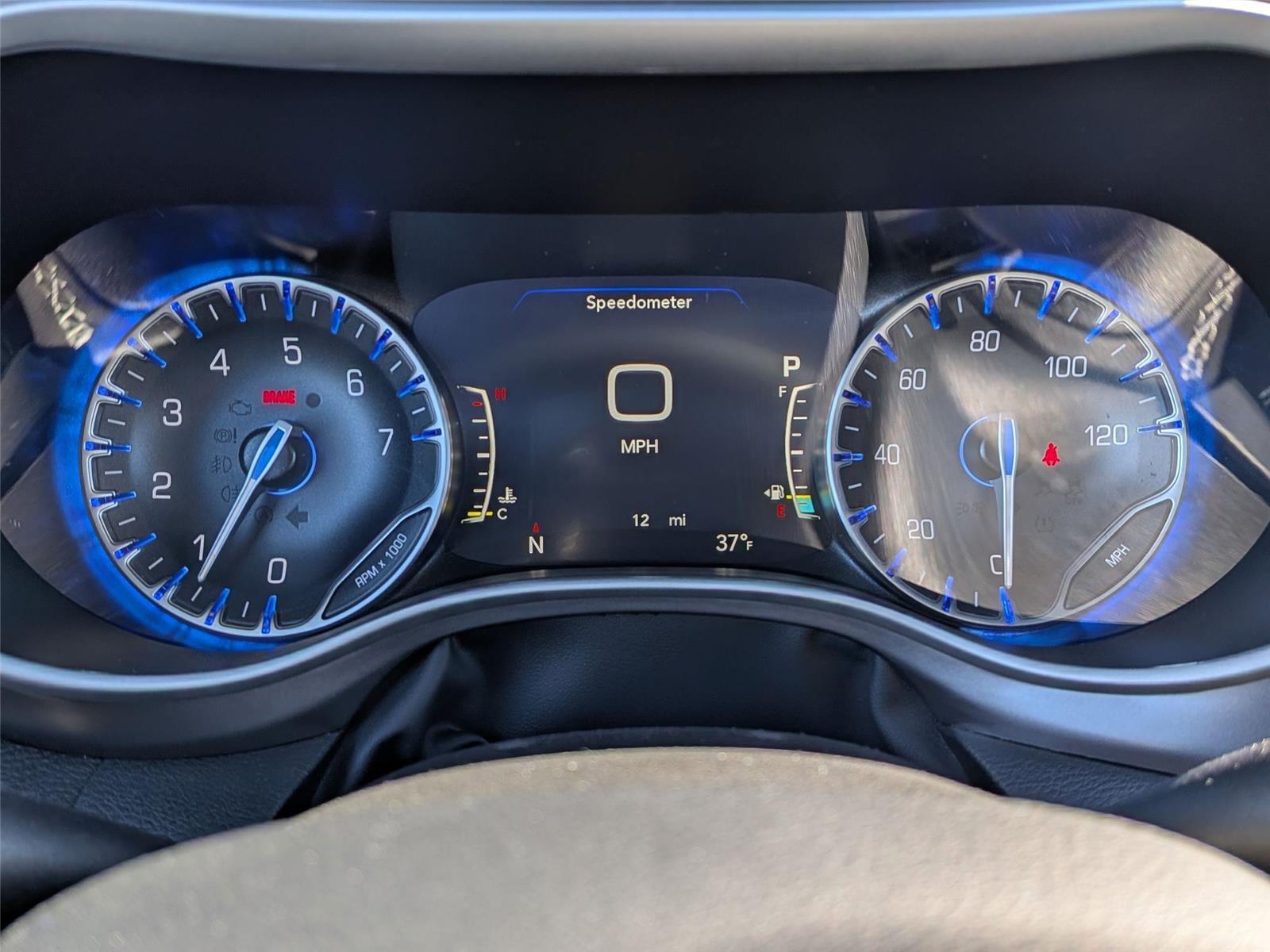 2026 Chrysler Pacifica Select - Photo 11