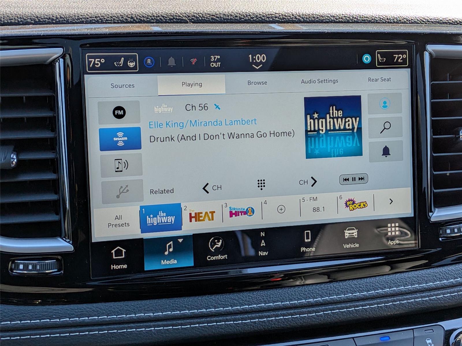 2026 Chrysler Pacifica Select - Photo 17