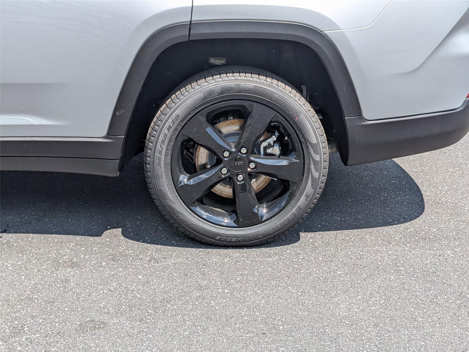 2025 Jeep Grand Cherokee L Limited - Photo 9