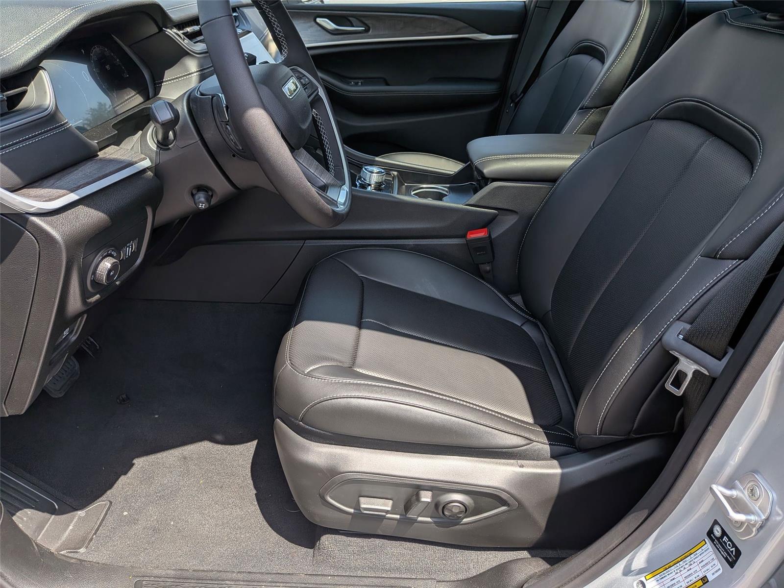 2025 Jeep Grand Cherokee L Limited - Photo 11
