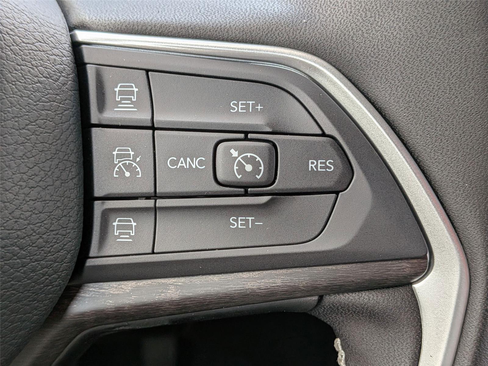 2025 Jeep Grand Cherokee L Limited - Photo 16