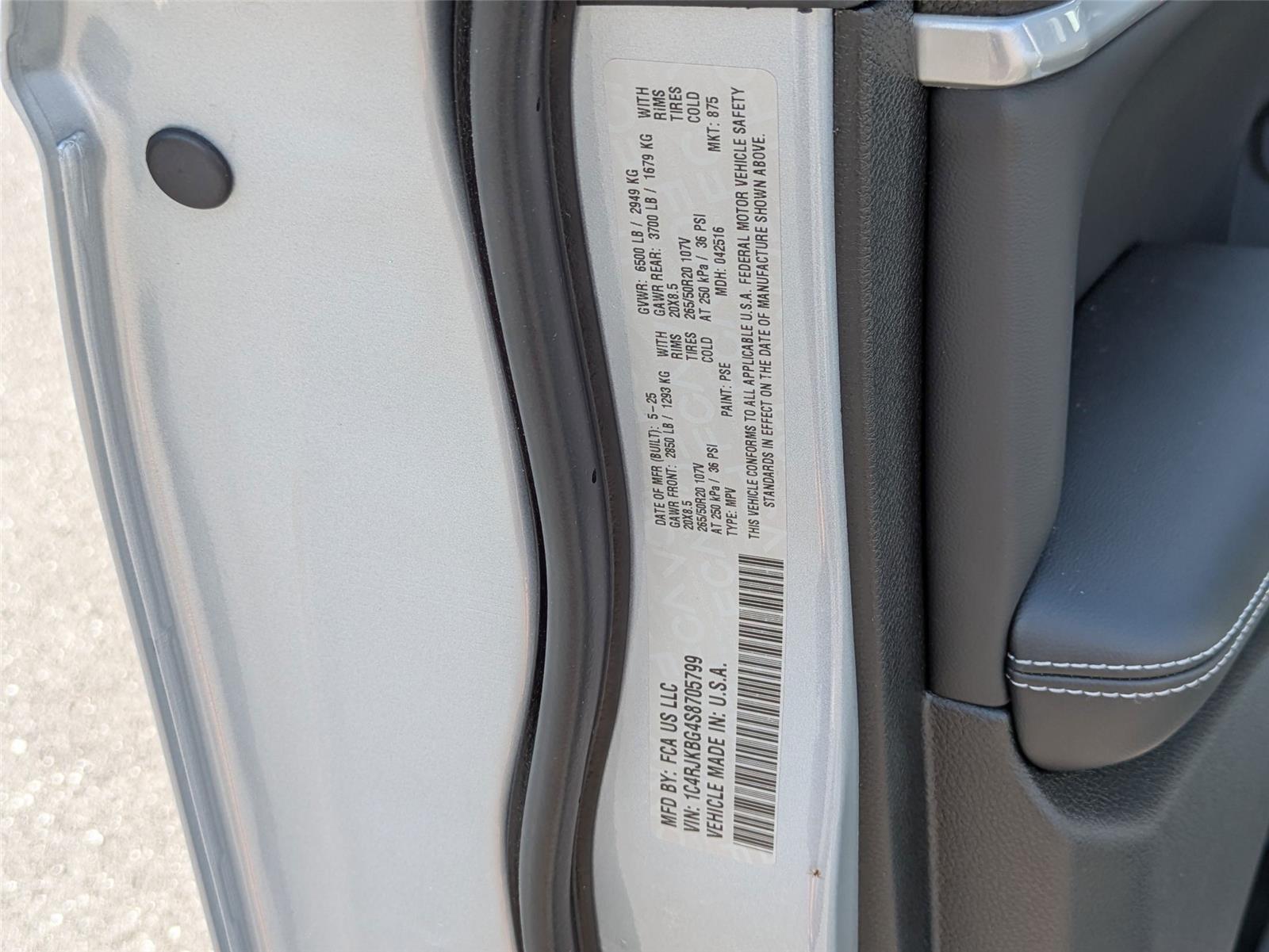 2025 Jeep Grand Cherokee L Limited - Photo 36