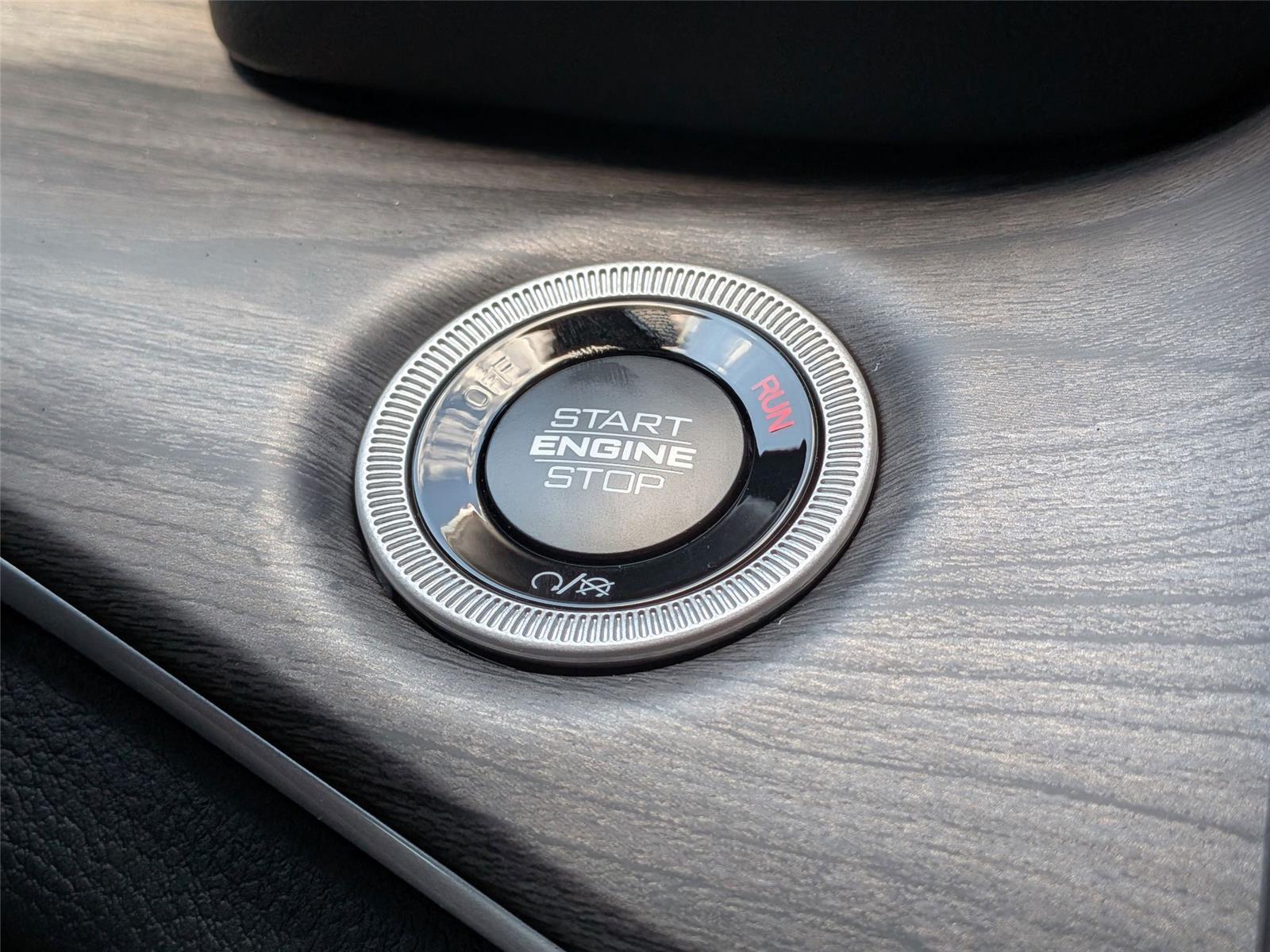 2025 Jeep Grand Cherokee L Limited - Photo 17