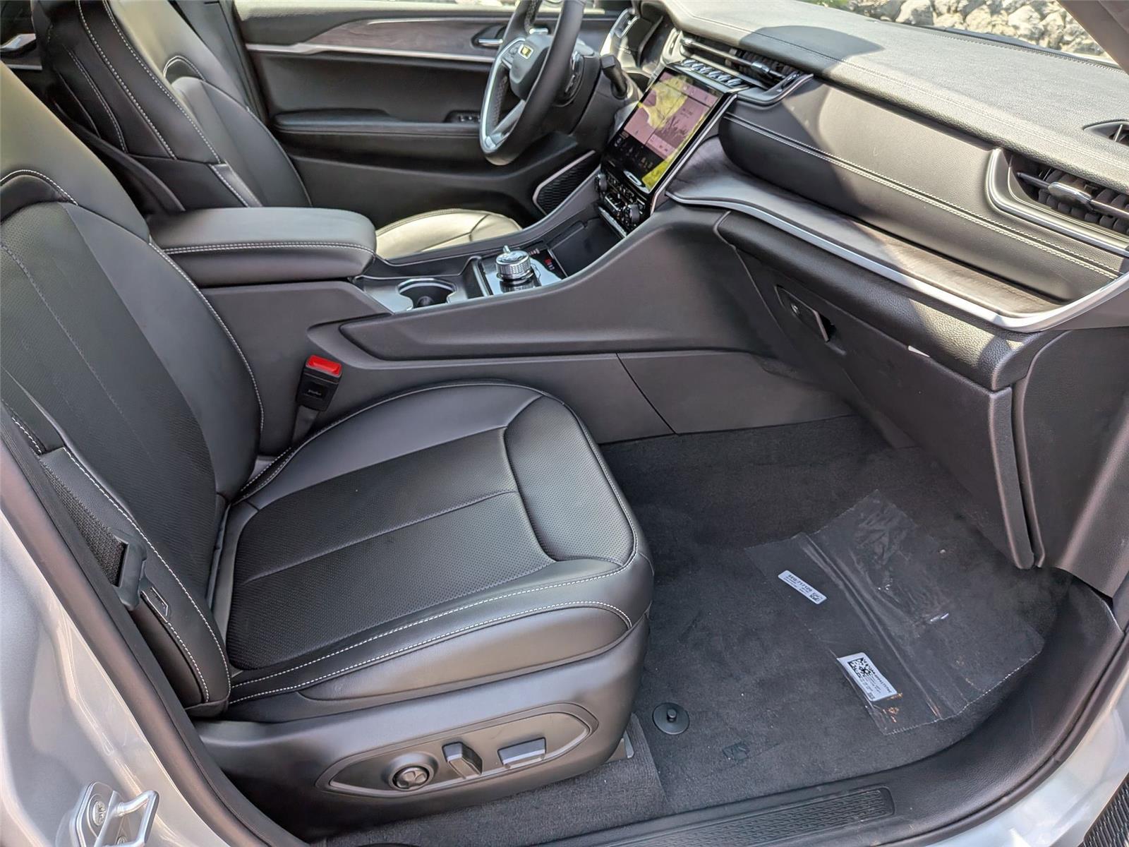 2025 Jeep Grand Cherokee L Limited - Photo 29