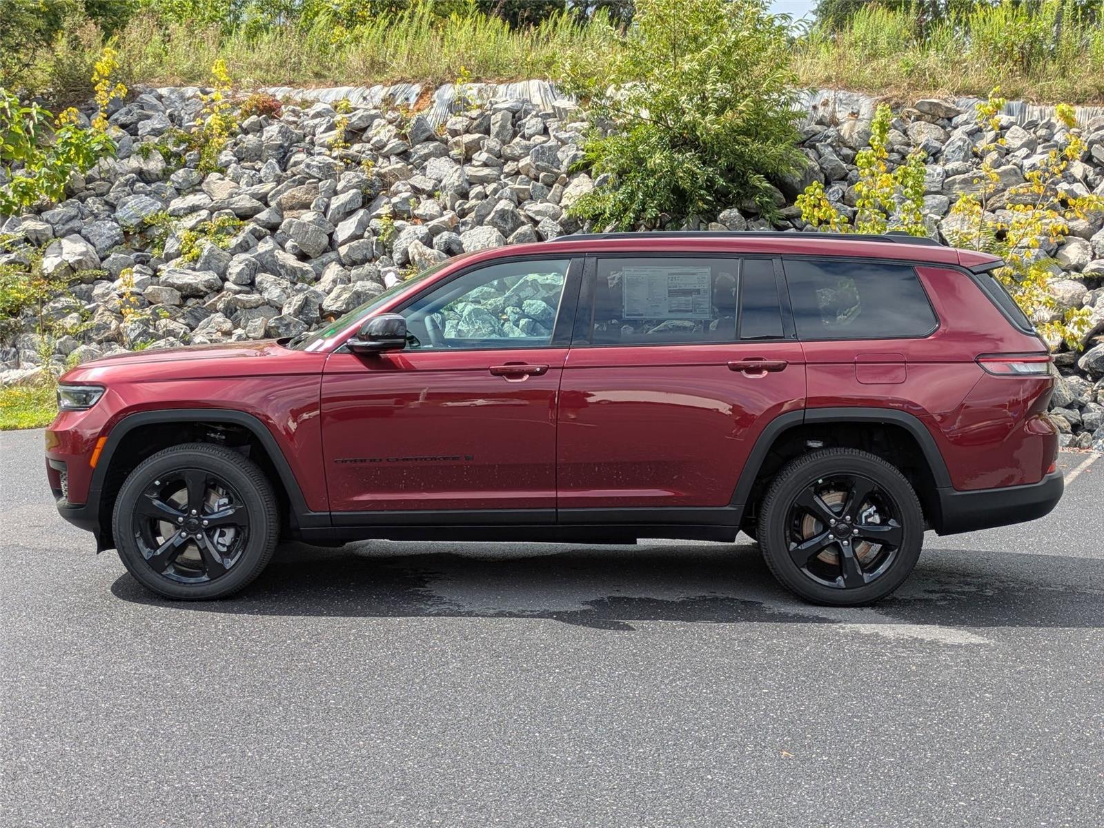 2025 Jeep Grand Cherokee L Altitude - Photo 8