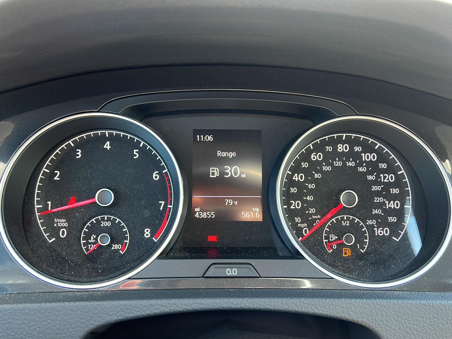 Used 2018 Great Falls Green Metallic Volkswagen S image 5