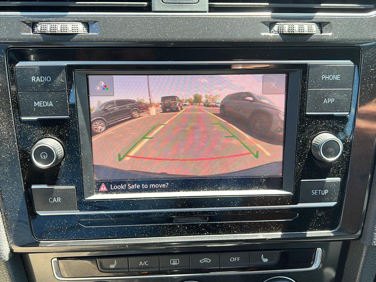 Used 2018 Great Falls Green Metallic Volkswagen S image 8
