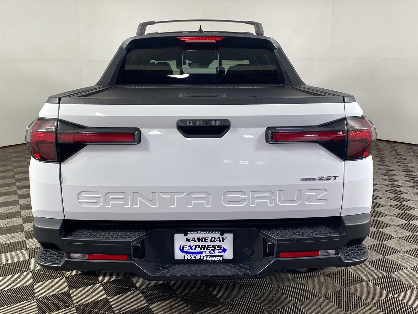Used 2022 Ice White Hyundai SEL Premium image 18