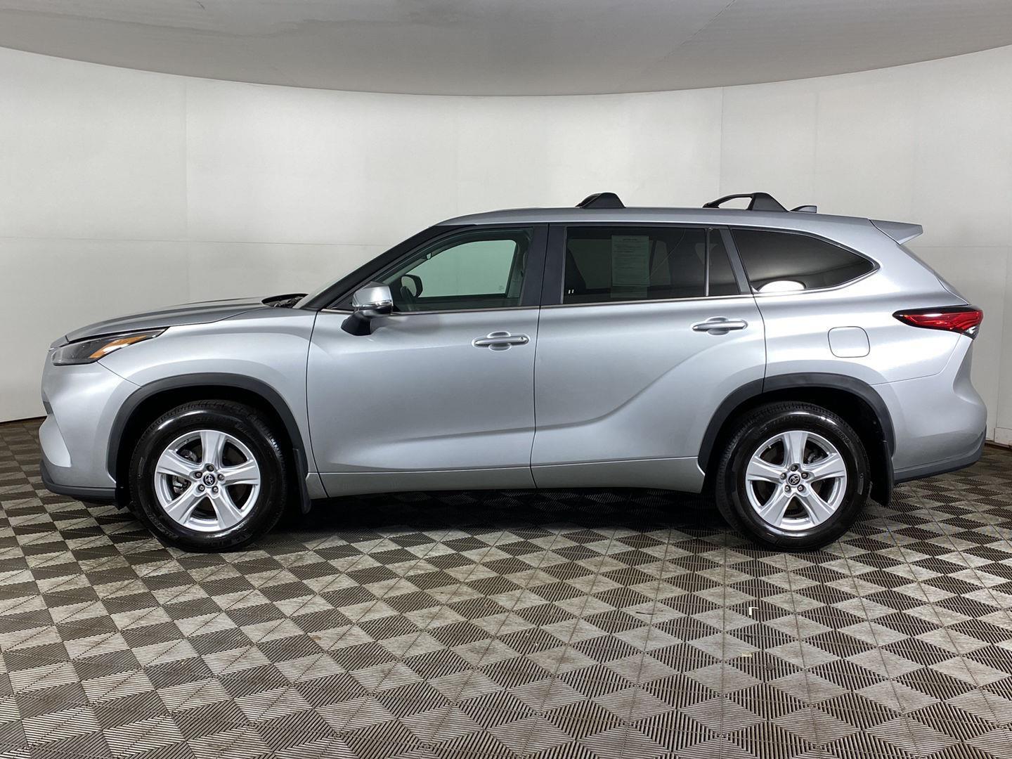 Used 2023 Celestial Silver Metallic Toyota LE image 3