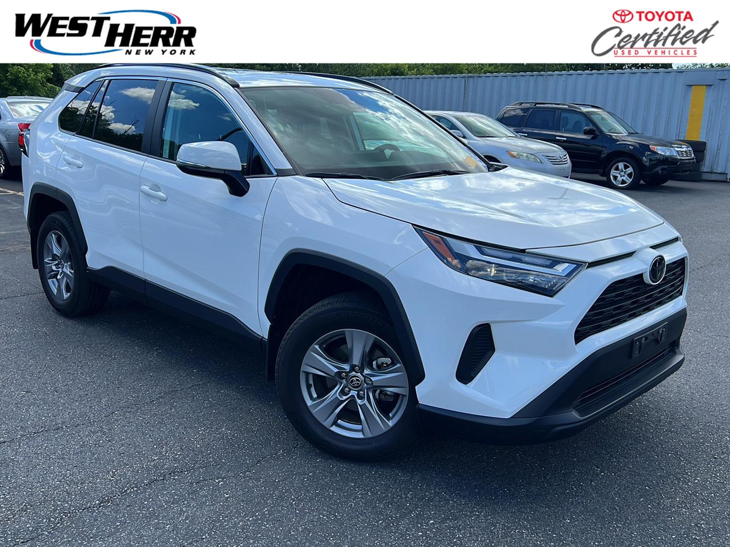2023 Toyota RAV4 XLE