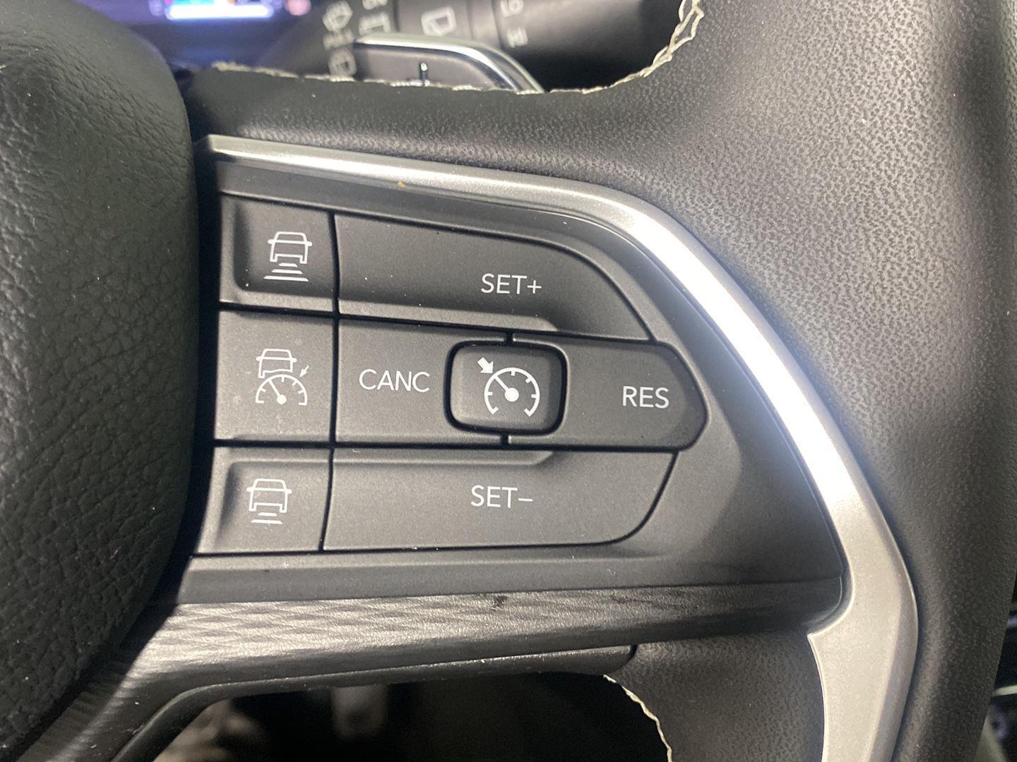 Used 2023 Bright White Clearcoat Jeep Laredo image 20