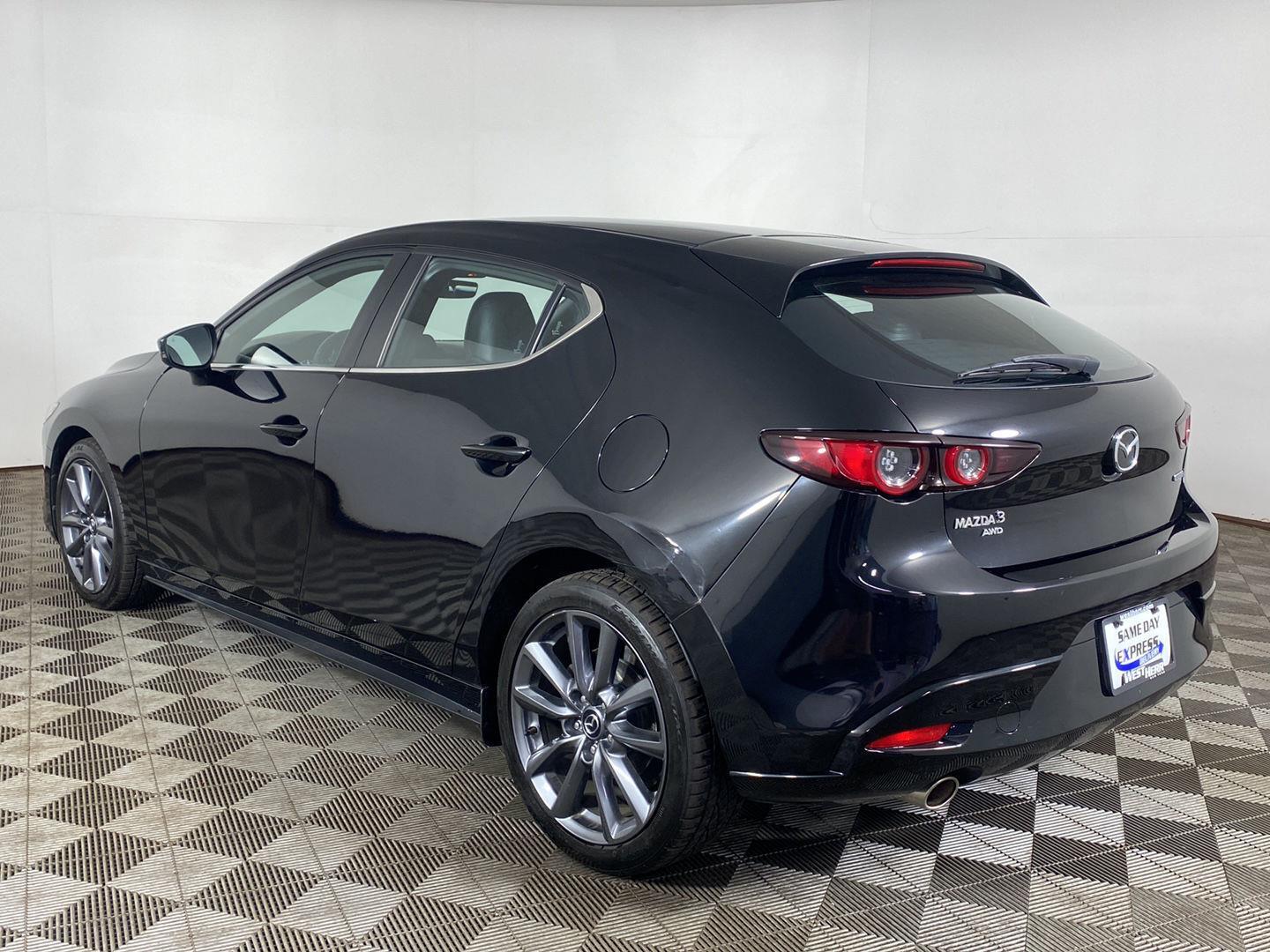 Used 2021 Jet Black Mica Mazda Select image 4