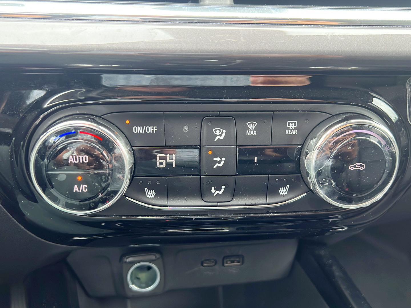 Used 2025 Mosaic Black Metallic Chevrolet ACTIV image 7