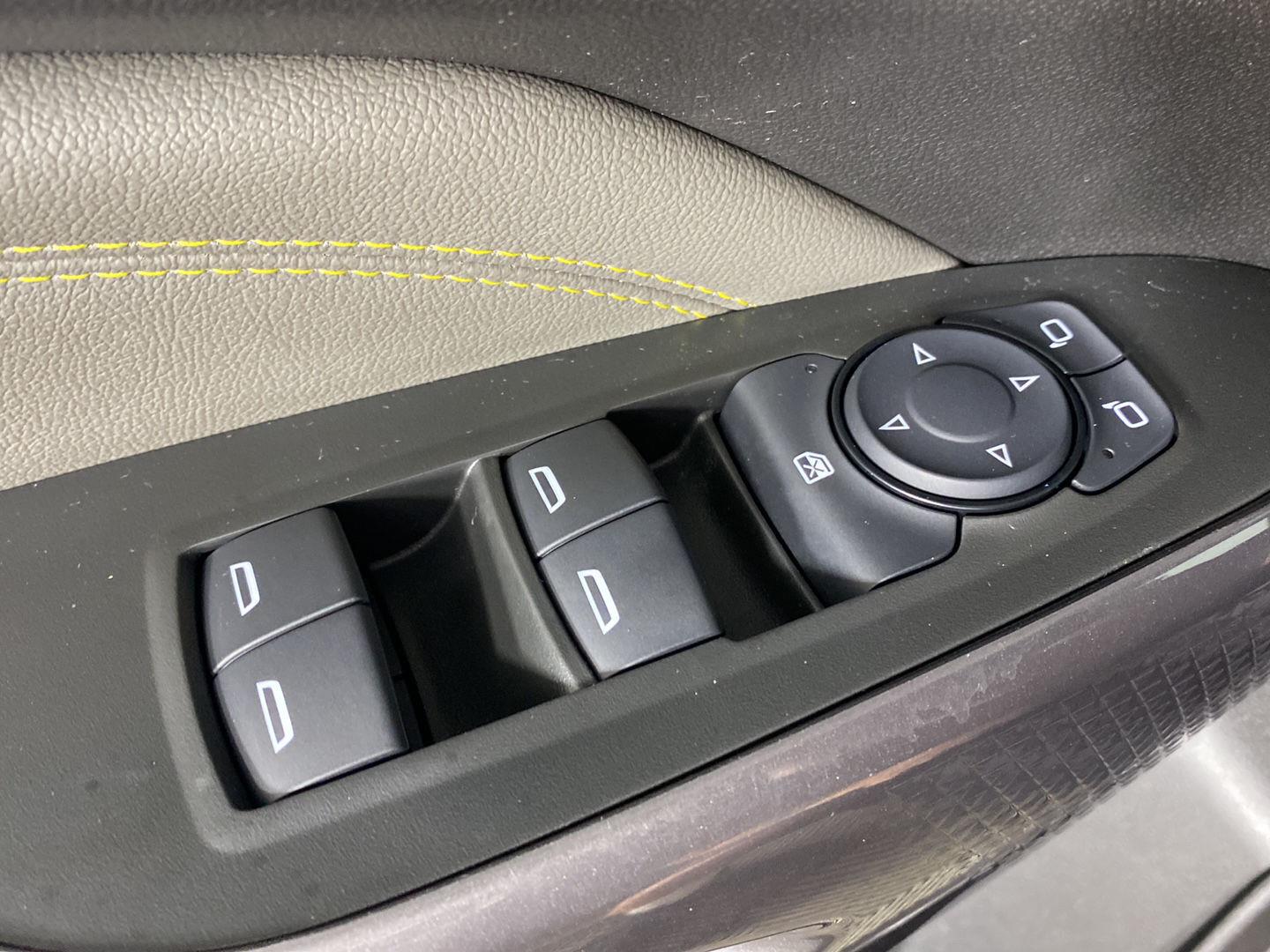 Used 2025 Mosaic Black Metallic Chevrolet ACTIV image 22