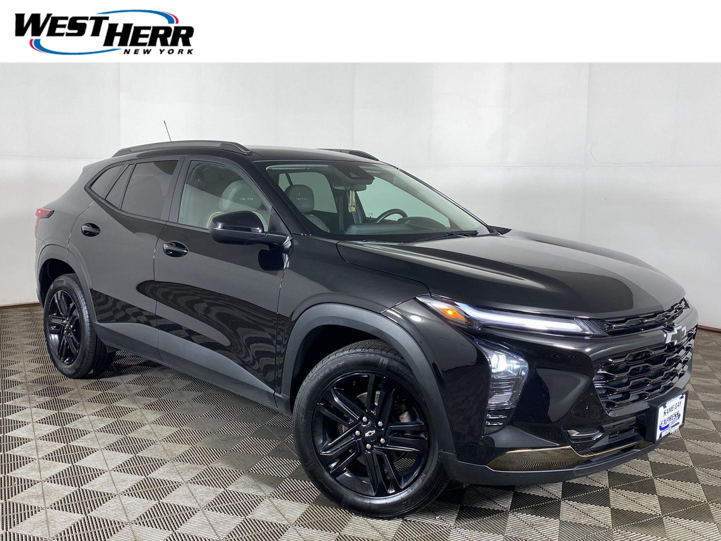 Mosaic Black Metallic 2025 Chevrolet Trax SUV / Crossover Front-Wheel Drive 6-Speed Automatic
