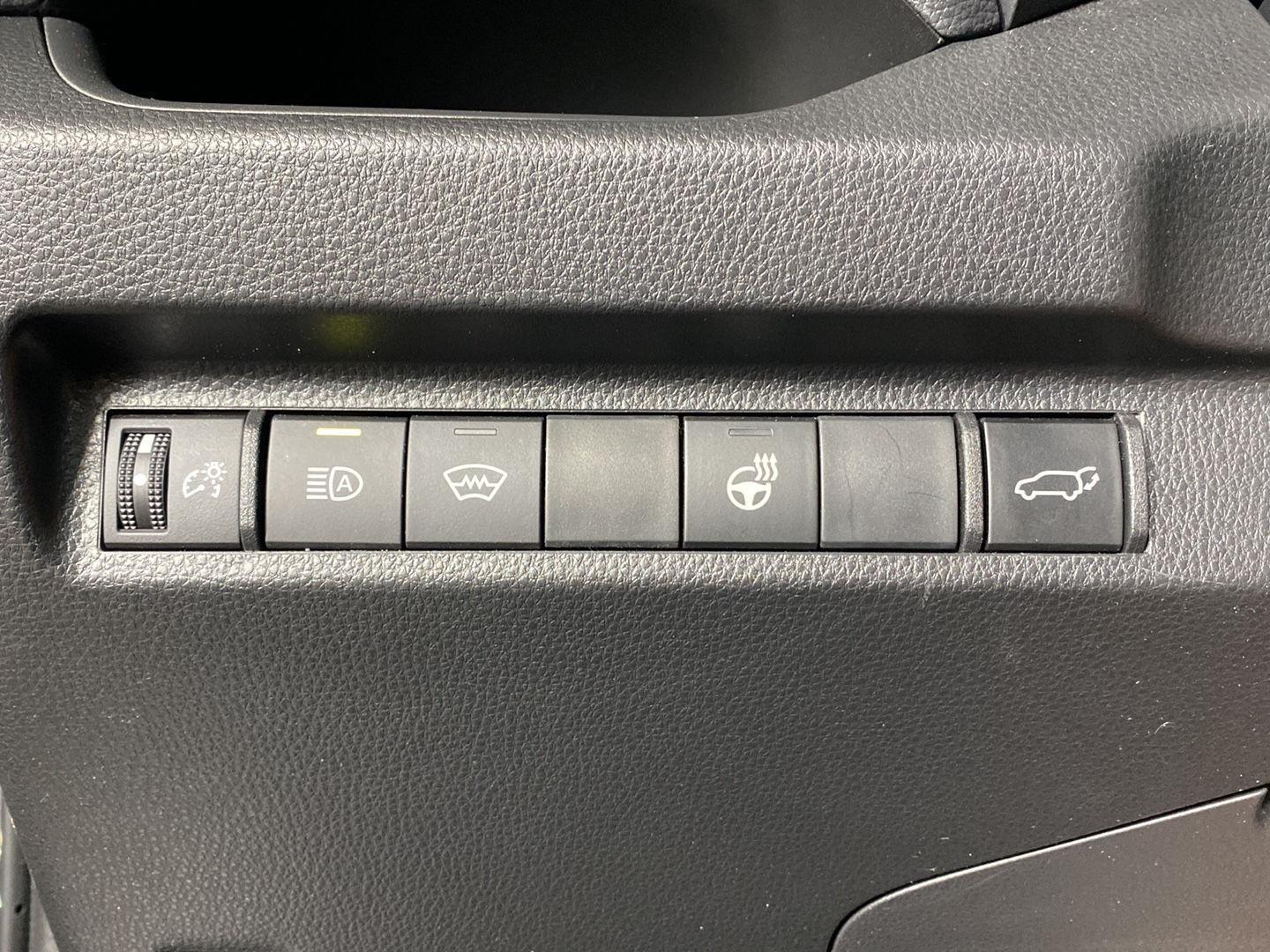 Certified Used 2025 Magnetic Gray Metallic Toyota XLE image 22