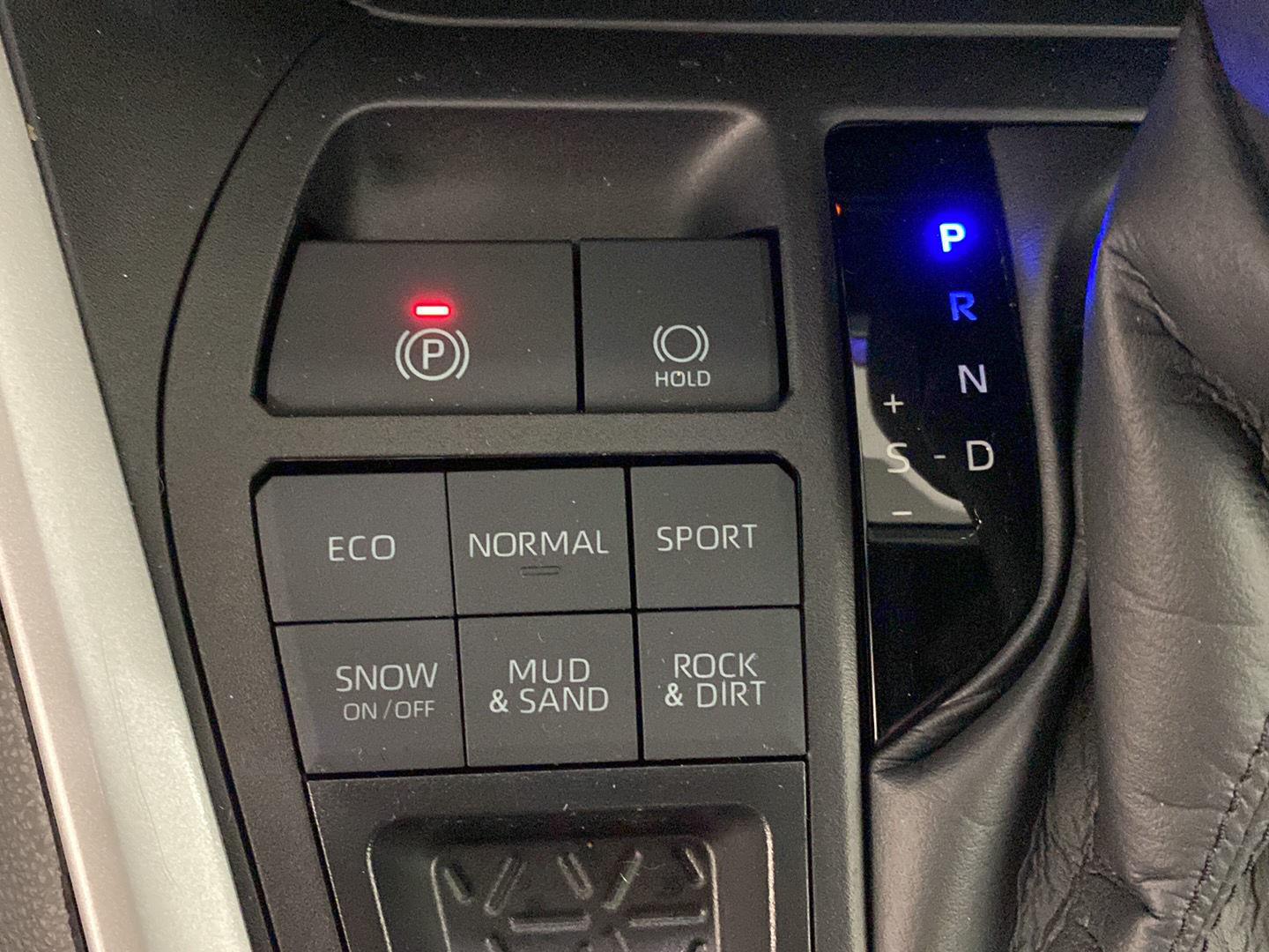 Certified Used 2024 Ice Cap Toyota LE image 17