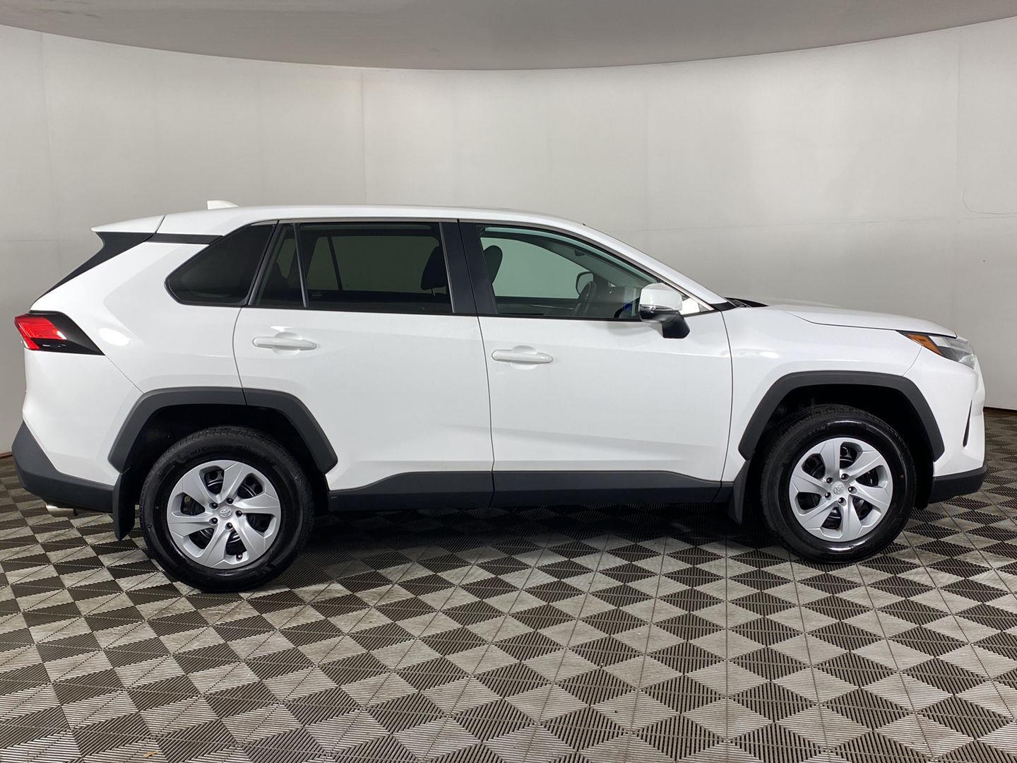 Certified Used 2024 Ice Cap Toyota LE image 2