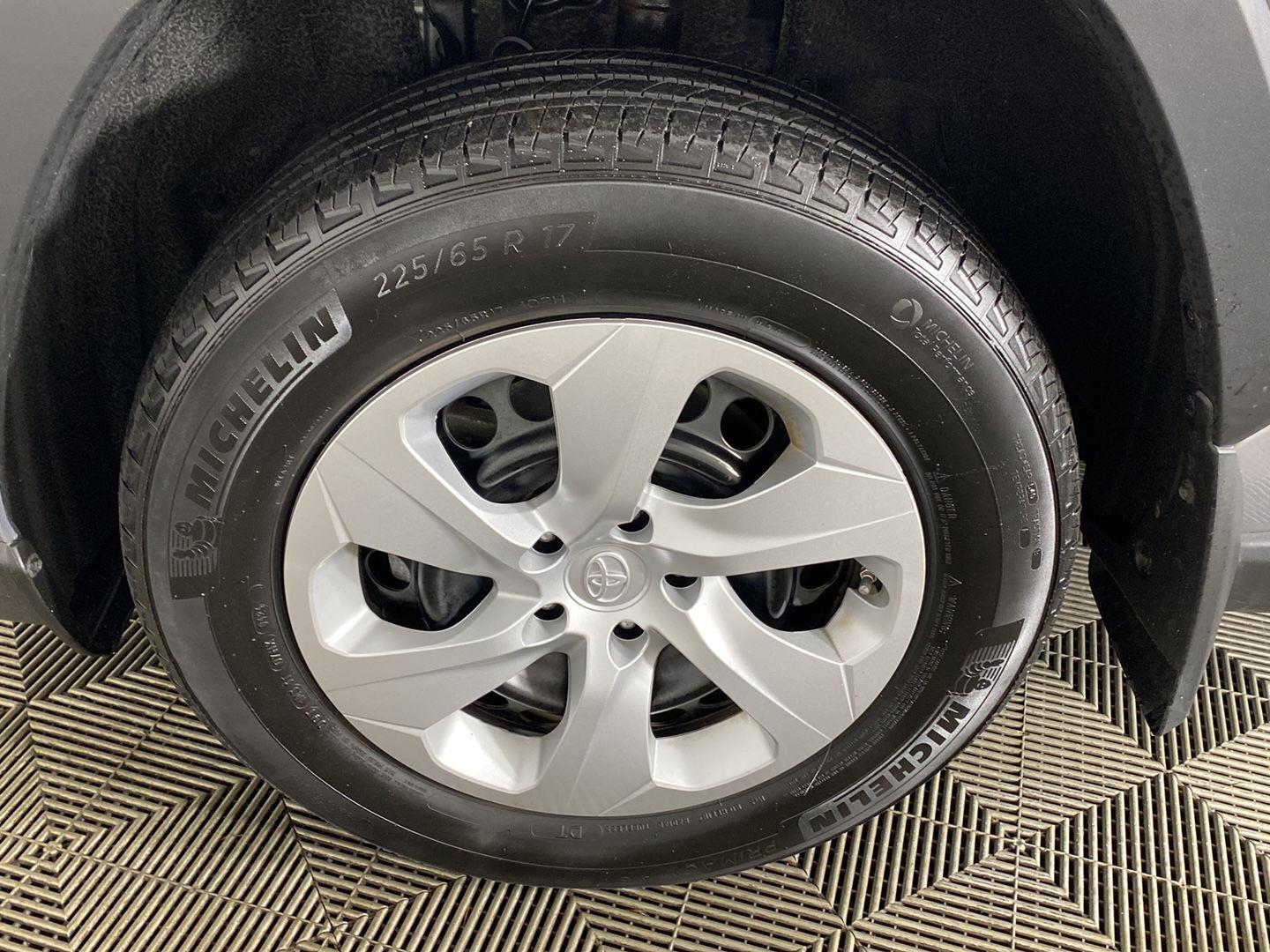 Certified Used 2024 Silver Sky Metallic Toyota LE image 10