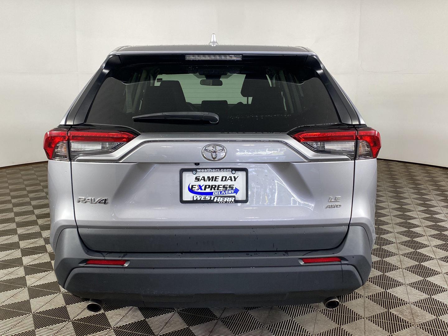 Certified Used 2024 Silver Sky Metallic Toyota LE image 5