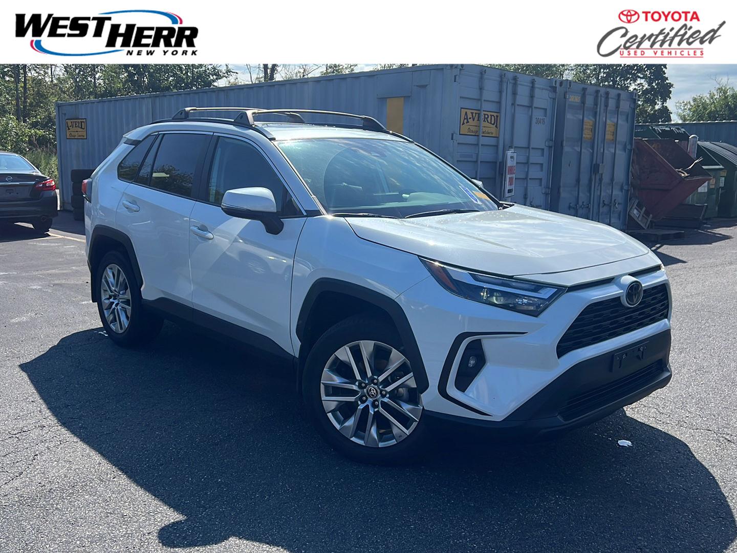 2023 Toyota RAV4 XLE Premium