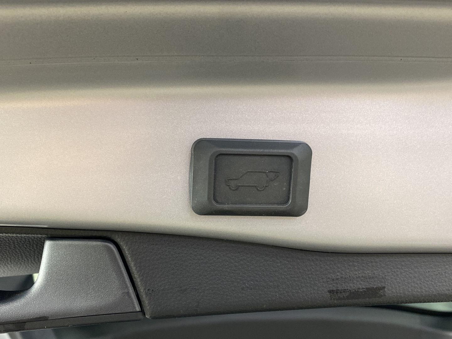 Certified Used 2024 Silver Sky Metallic w/Midnight Black Metallic Roof Toyota XSE image 31