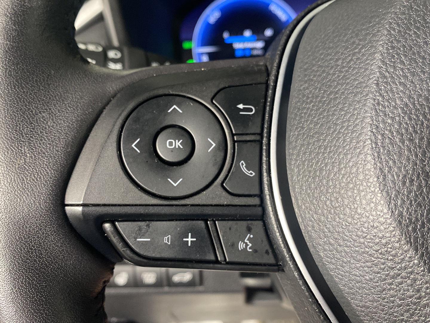Certified Used 2023 Wind Chill Pearl Toyota Limited image 23