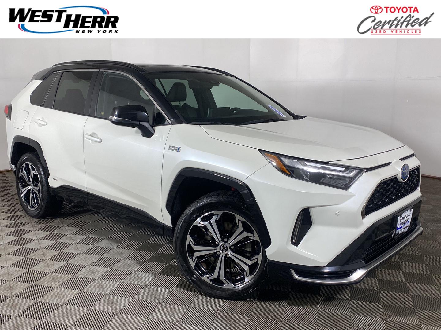  2022 Toyota RAV4 Prime XSE AWD   