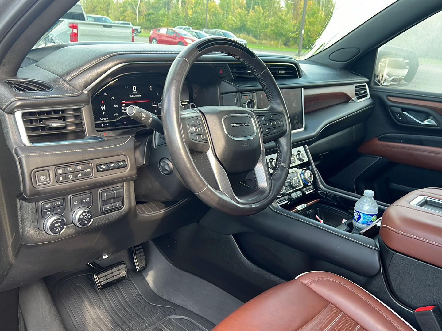 Used 2023 Sterling Metallic GMC Denali Ultimate image 4