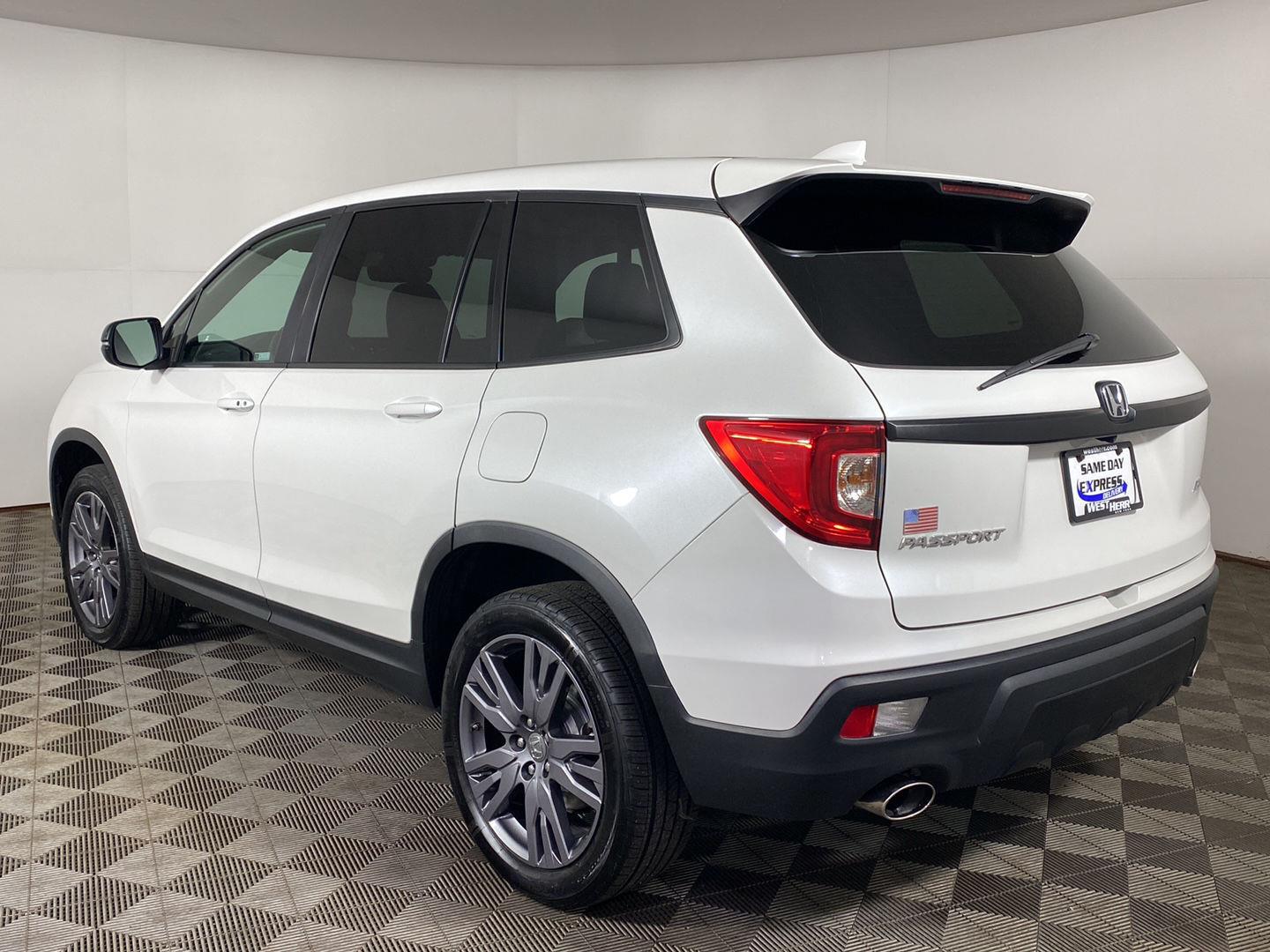 Used 2021 Platinum White Pearl Honda EX-L image 4