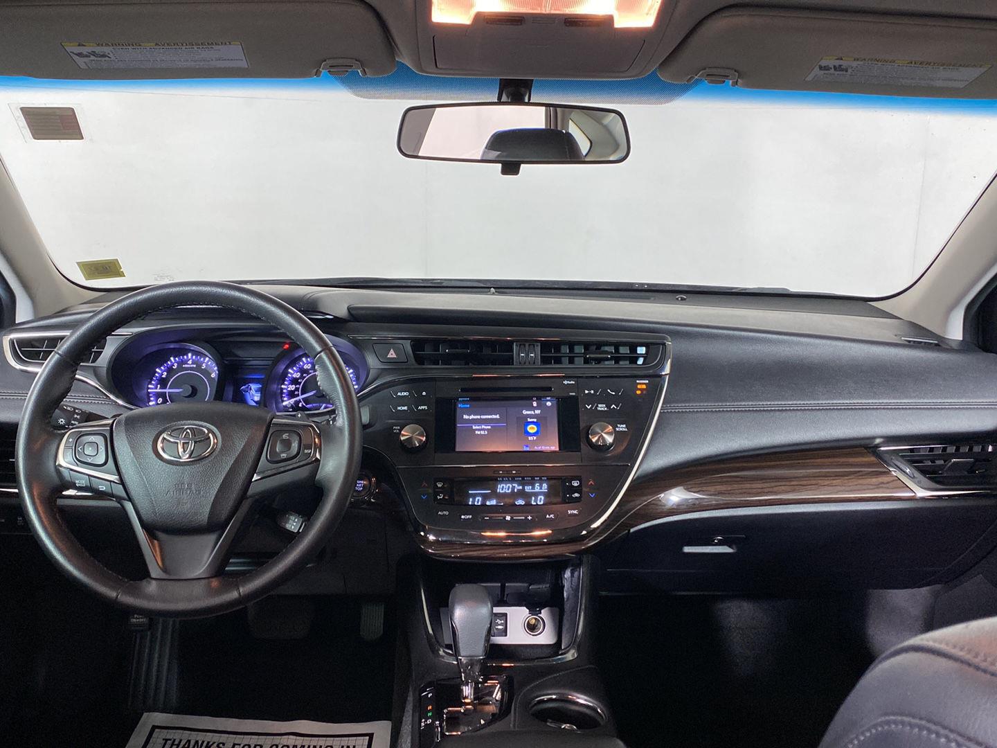 Used 2015 Sizzling Crimson Mica Toyota XLE image 28