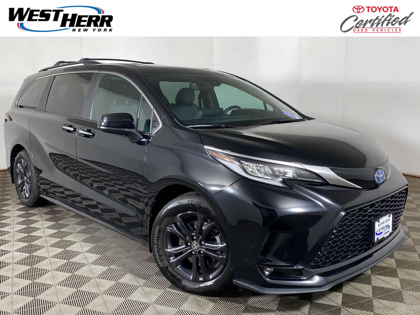 2024 Toyota Sienna XSE 7-Passenger