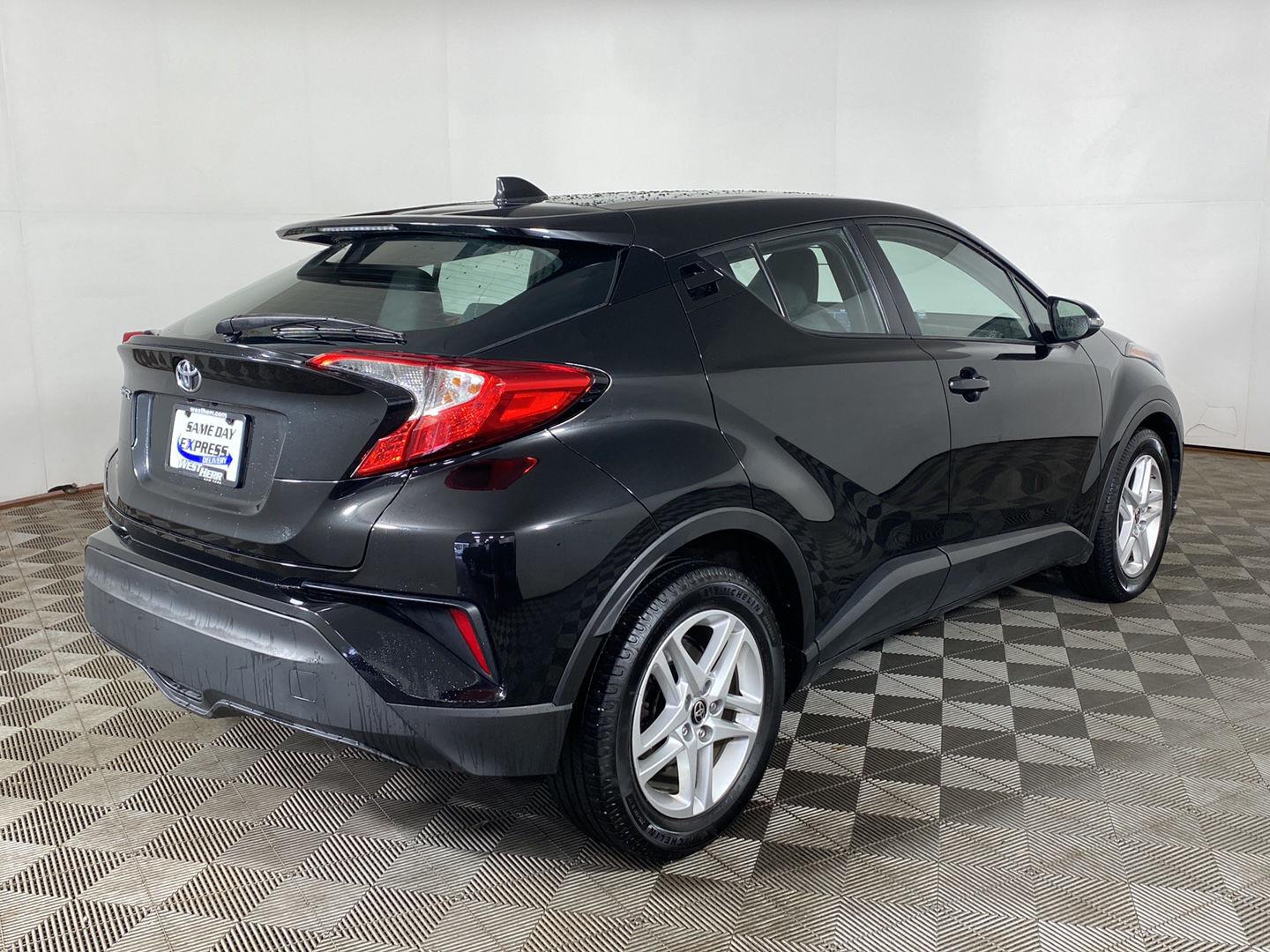 Used 2020 Black Sand Pearl Toyota LE image 6