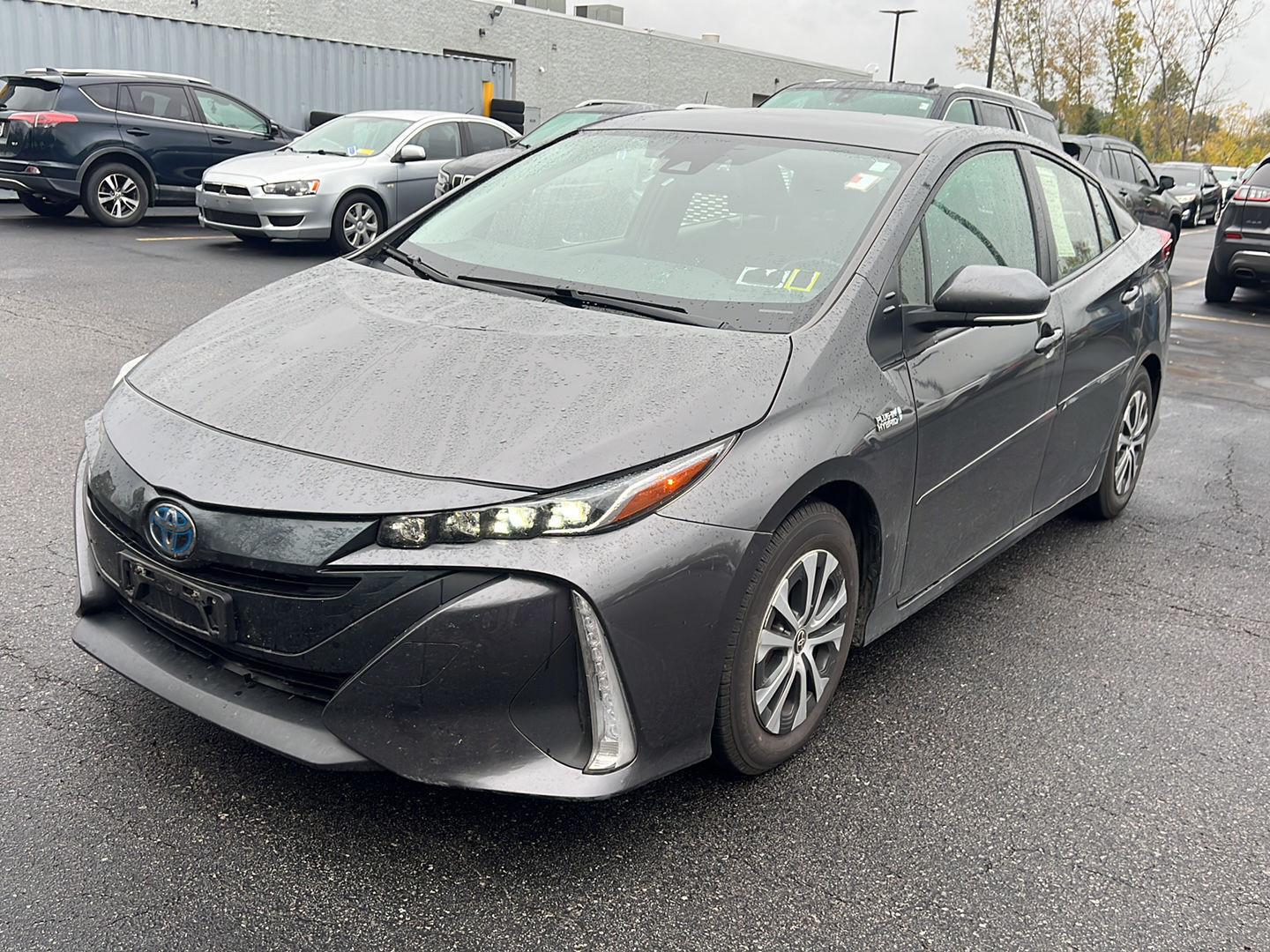 Used 2021 Magnetic Gray Metallic Toyota LE image 2